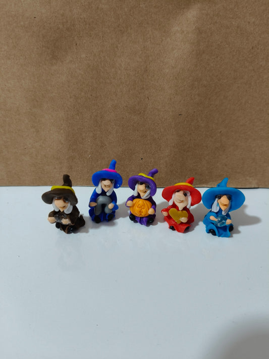 Mini Brujitas