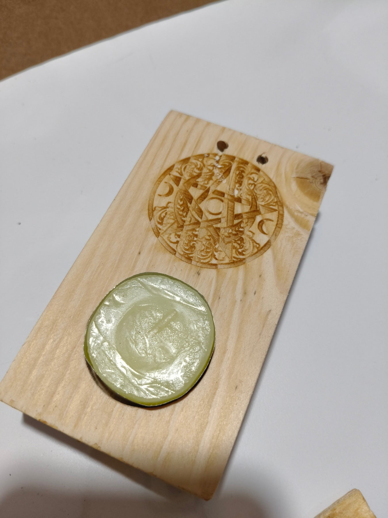 Quemador para palo santo y atadillos y vela