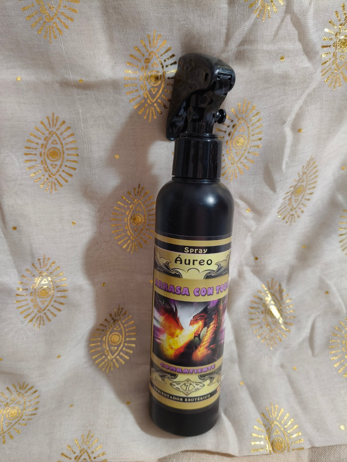 Spray áureo arrasa con todo
