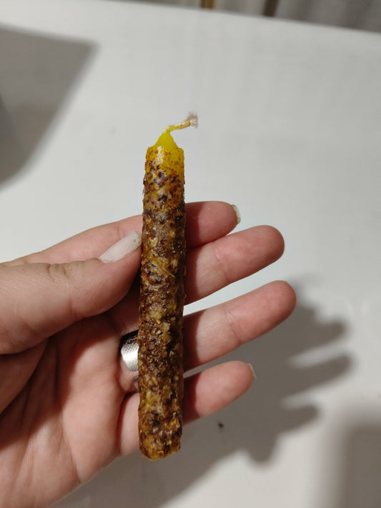 Vela de ritual amarilla