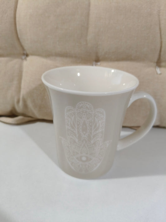 Taza Mano de Fátima blanca