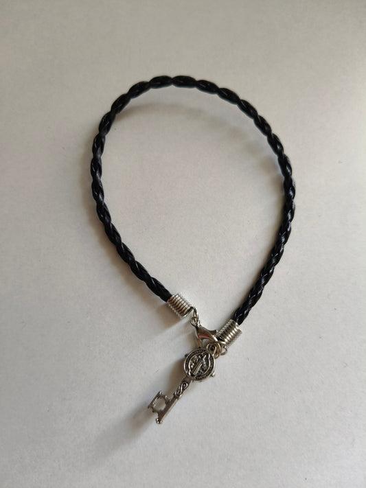 Pulsera de  la llave de San Benito