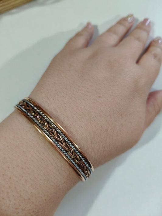 Pulsera de cobre trenzada