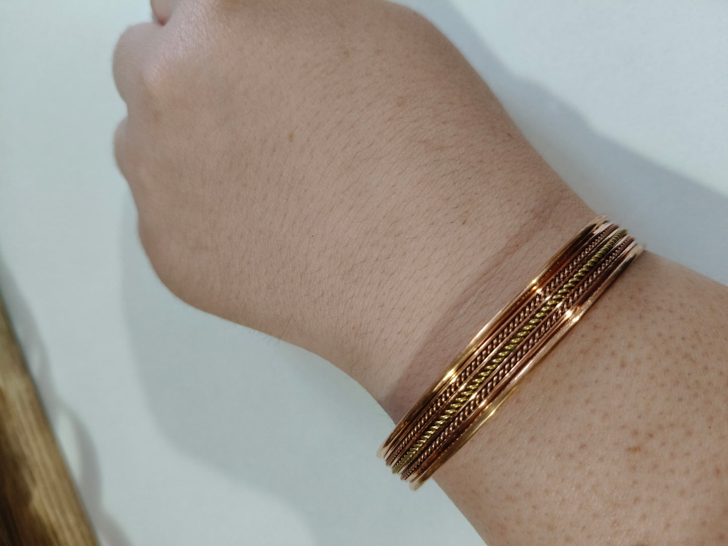 Pulsera de cobre dorada