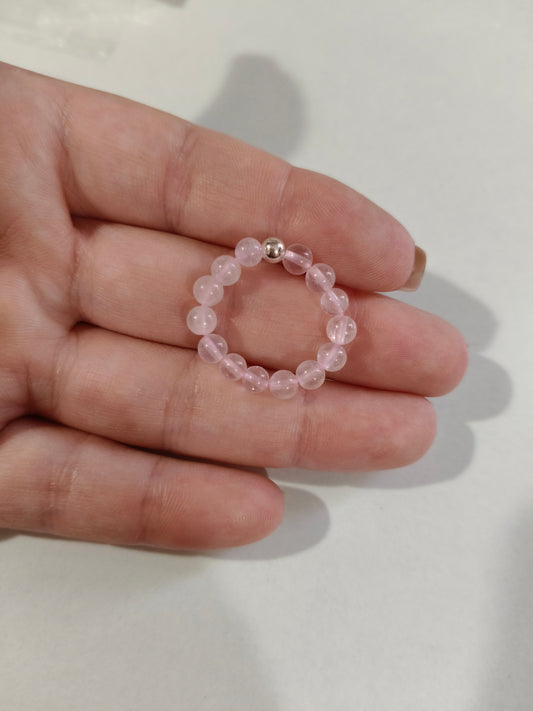 Anillo elástico de Cuarzo Rosa