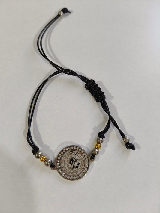 Pulsera de San Benito con circonitas