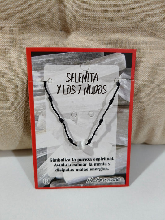 Pulsera de los 7 nudos con Selenita