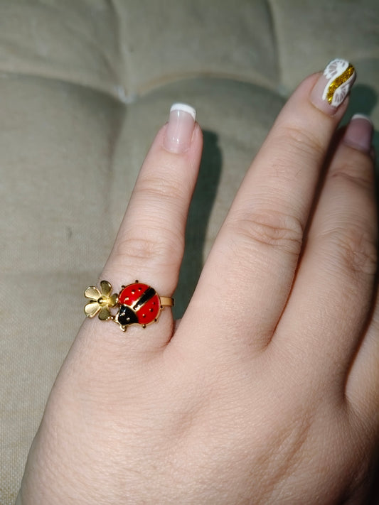 Anillo de la Mariquita con la Flor