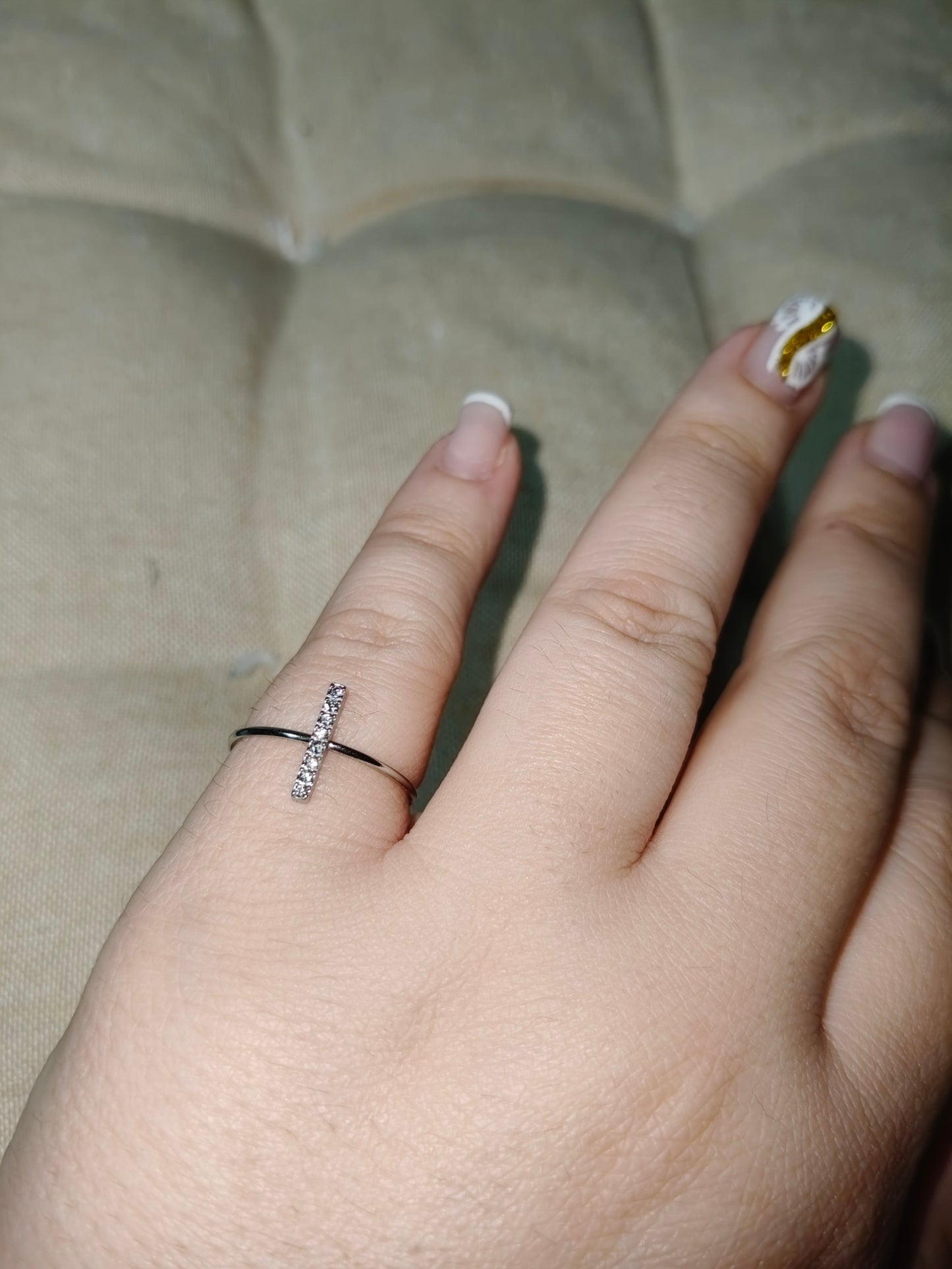 Anillo Cruz con Circonitas