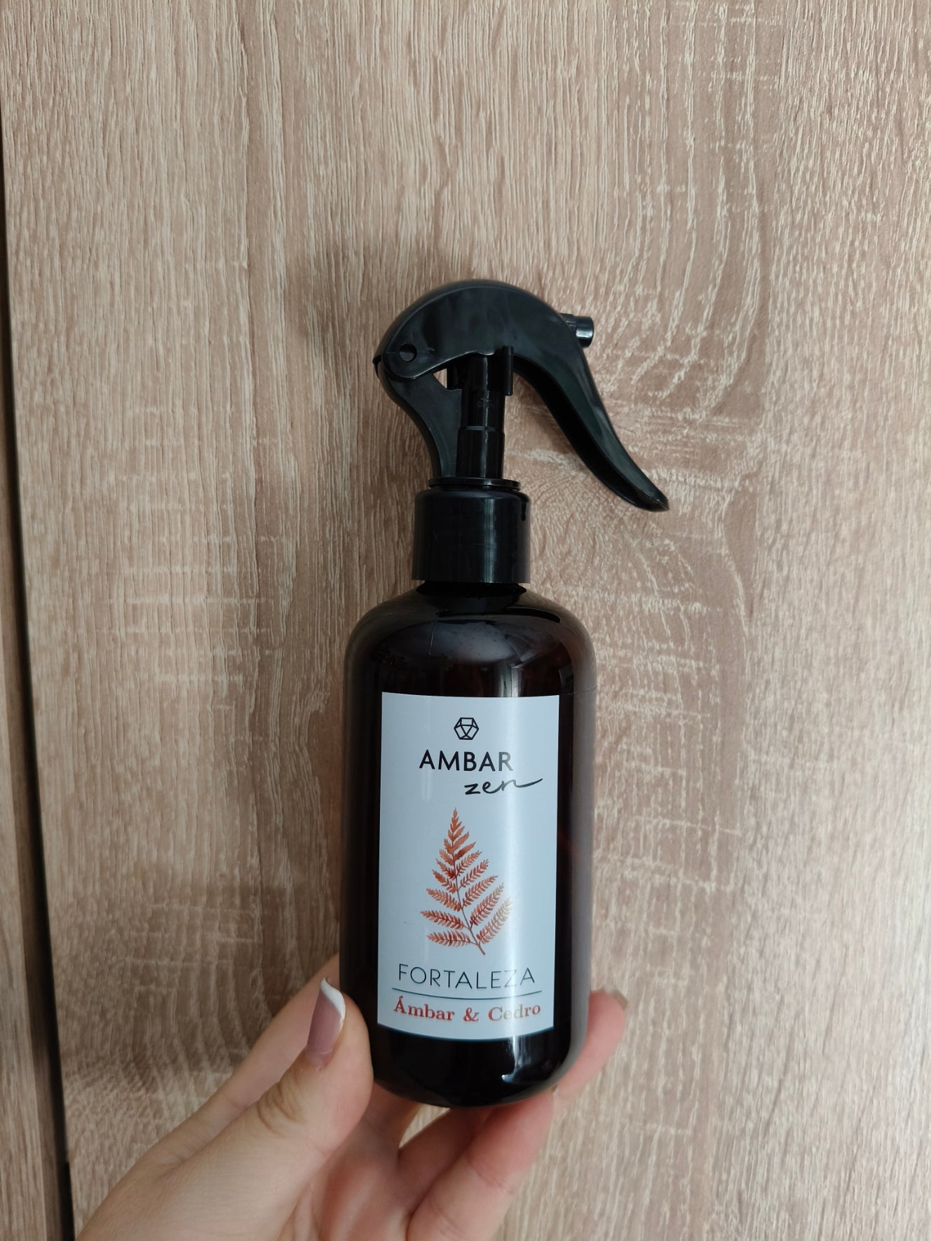 Ambientador Ámbar y Cedro