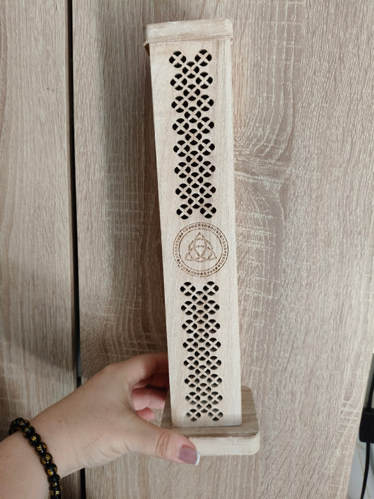 Porta incienso con el símbolo de protección