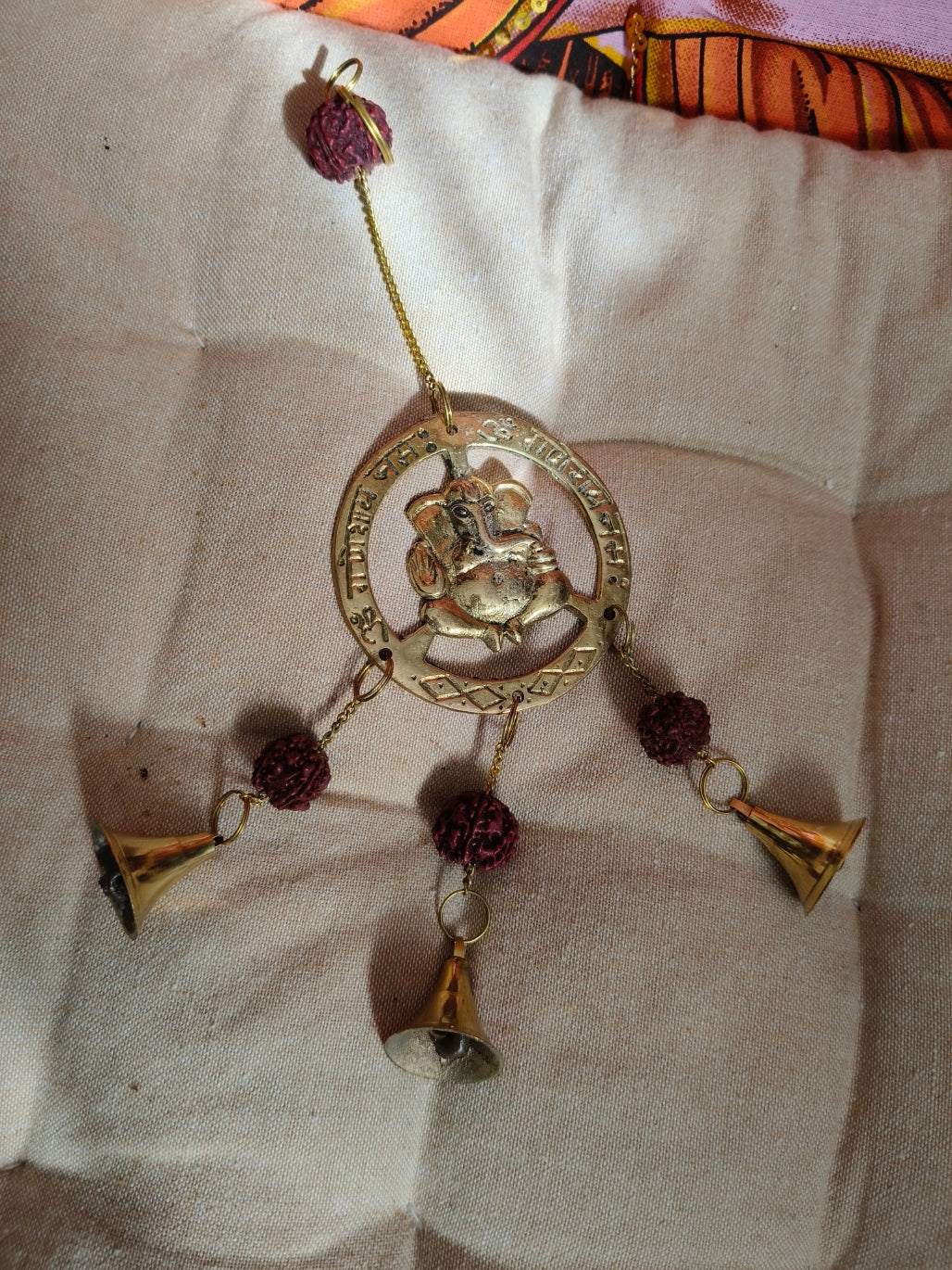 Campanas Ganesha con Rudraska 01243