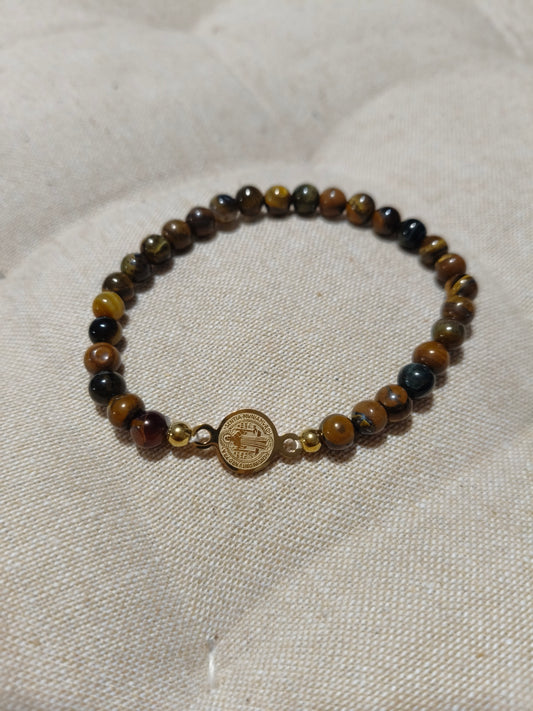 Ojo de tigre con San Benito 01337