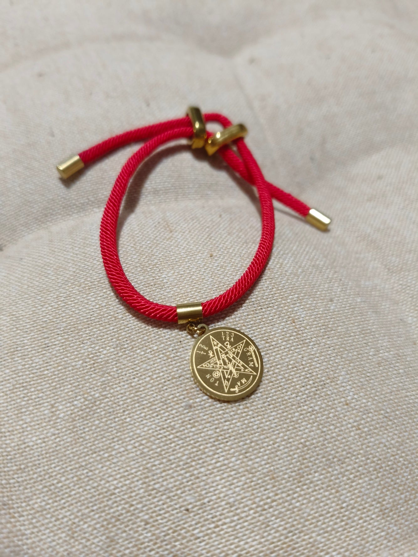 Tetragrámaton 01346