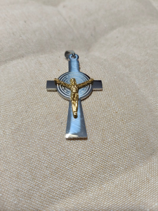 Colgante de Cruz de San Benito 01365
