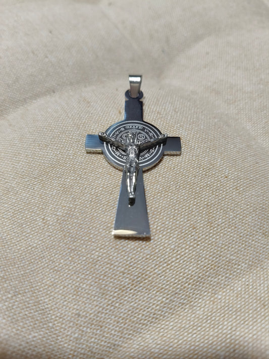 Cruz de San Benito plateada 01366